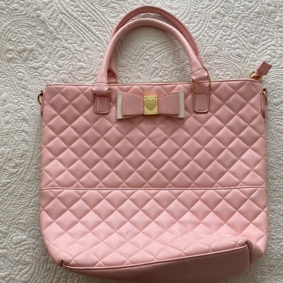 Betsey Johnson Handbags - Betsey Johnson Tote